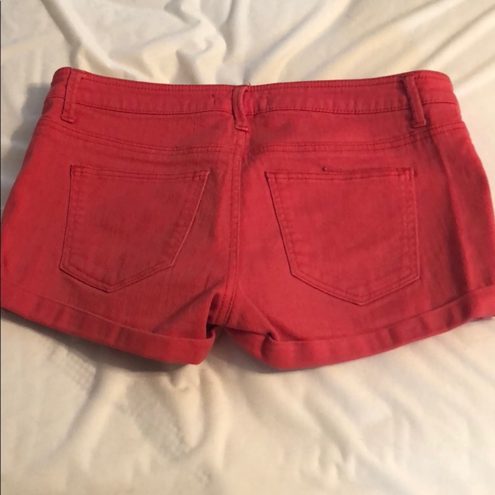 Shorts - Picture 2 of 2